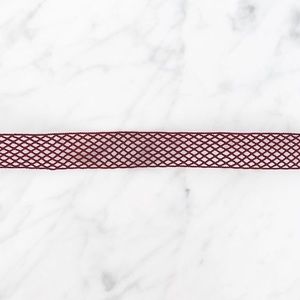 MAROON FISHNET CHOKER